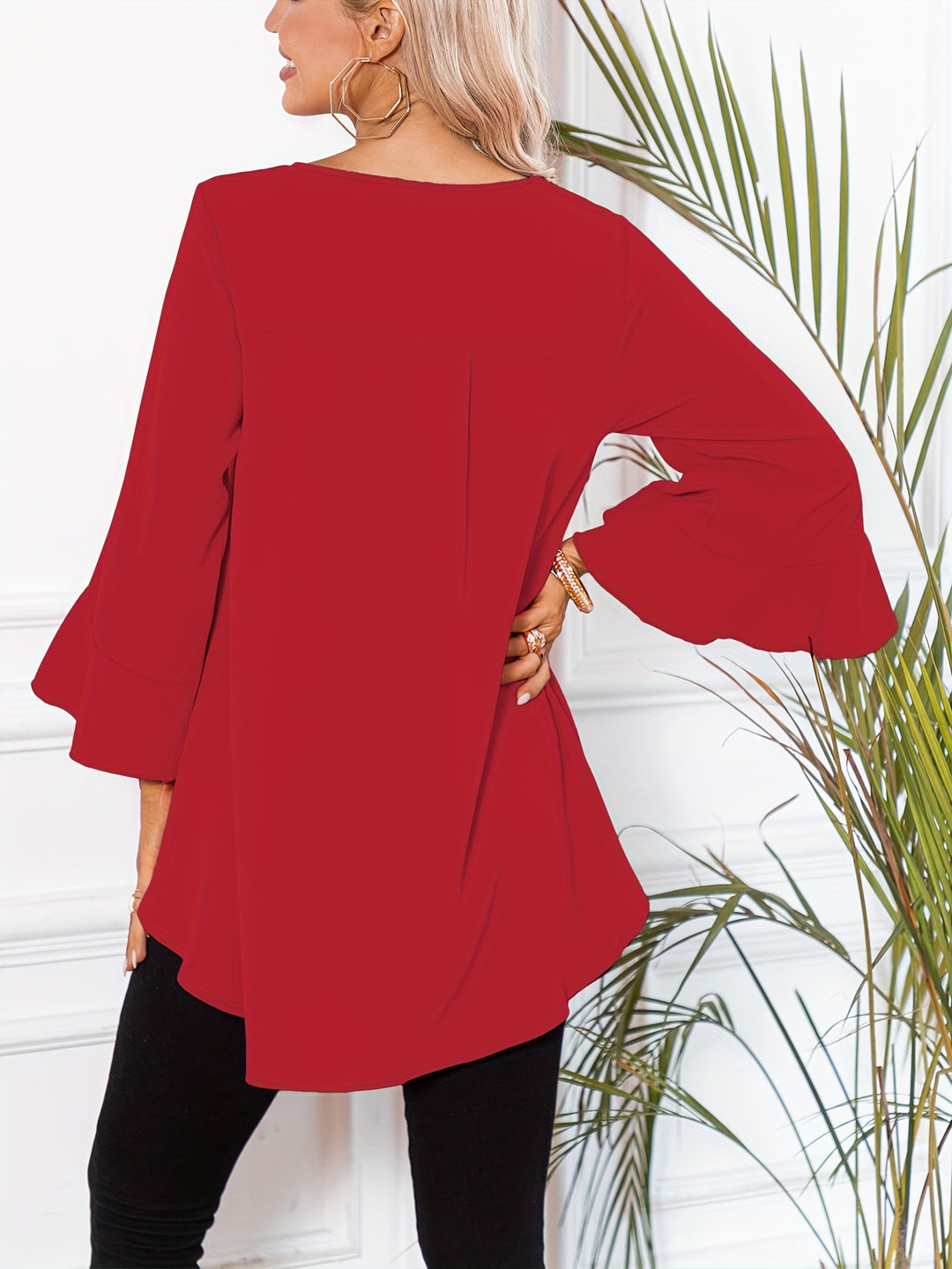 Vibeke | Dame Løs Bluse Med Peplum Kant Og Flæseærmer