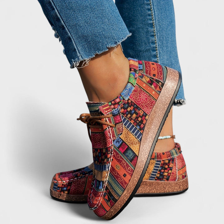 Lene | Dame Sneakers Med Snørebånd Og Patchwork Design