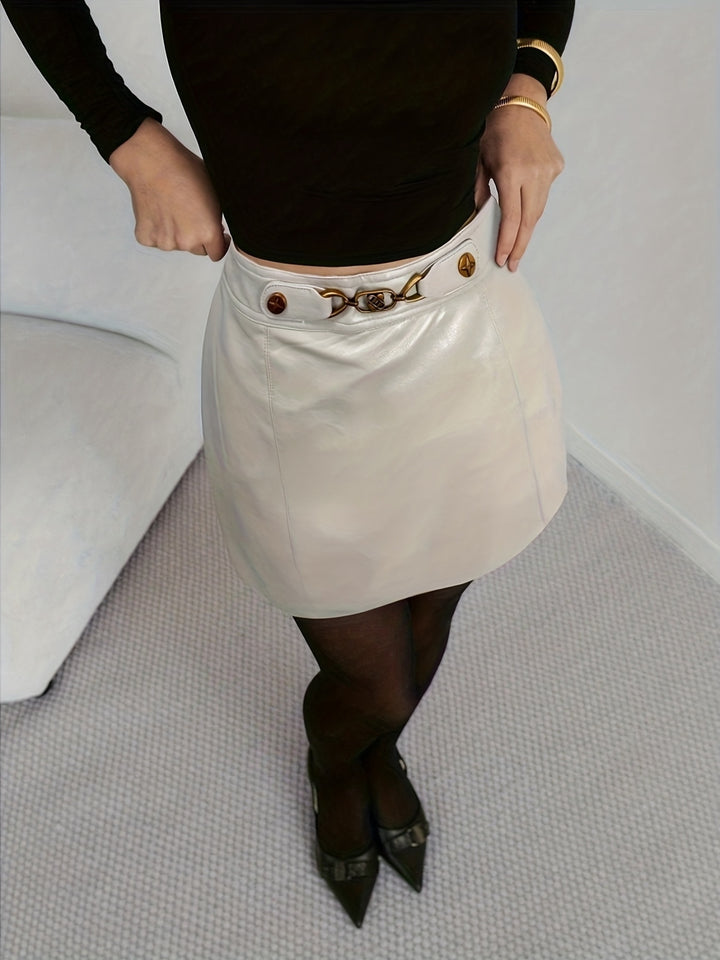 Bente | Dame Læderlook Miniskirt Med Metalspænde Og Høj Talje