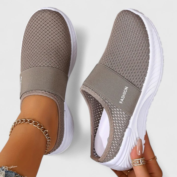 Birgitte | Dame Slip-On Sko Med Rund Tå Og Bred Sål