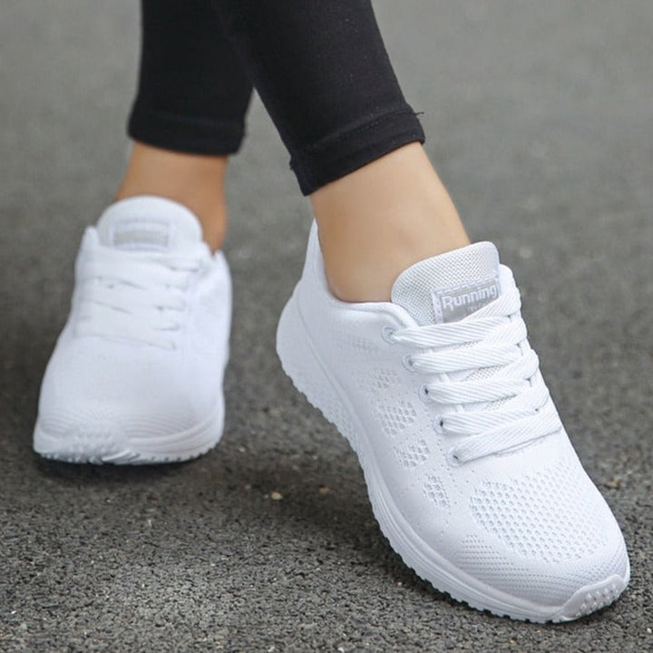 Merete | Dame Sneakers Med Snørelukning Og Strikket Overdel