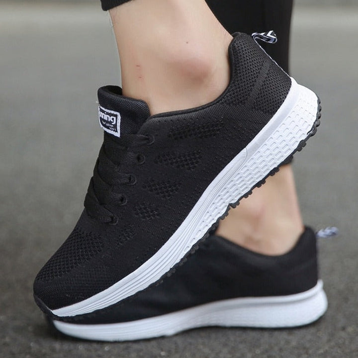 Merete | Dame Sneakers Med Snørelukning Og Strikket Overdel
