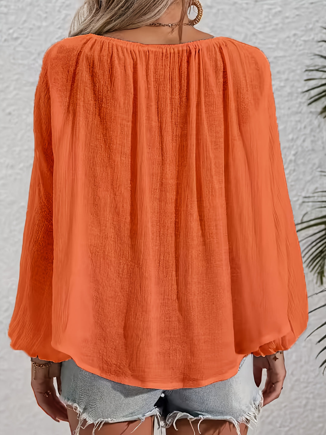 Freja | Dame Løs Boho Bluse Med Ballonærmer Og Kvastdetaljer