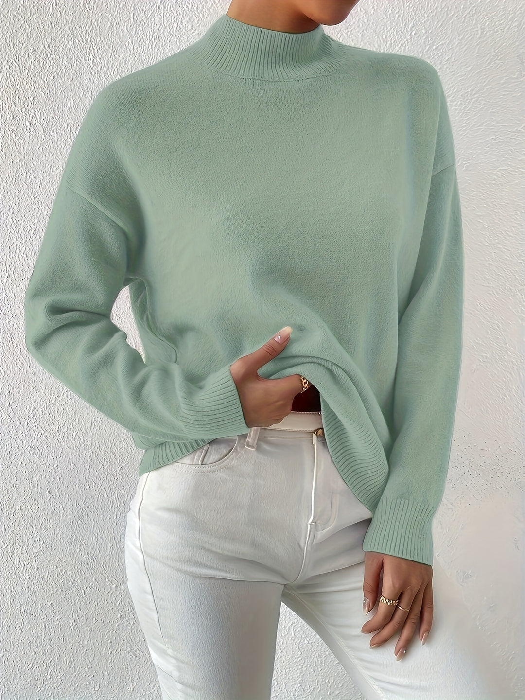 Berit | Dame Strikbluse Med Funnel Neck Og Ribkanter