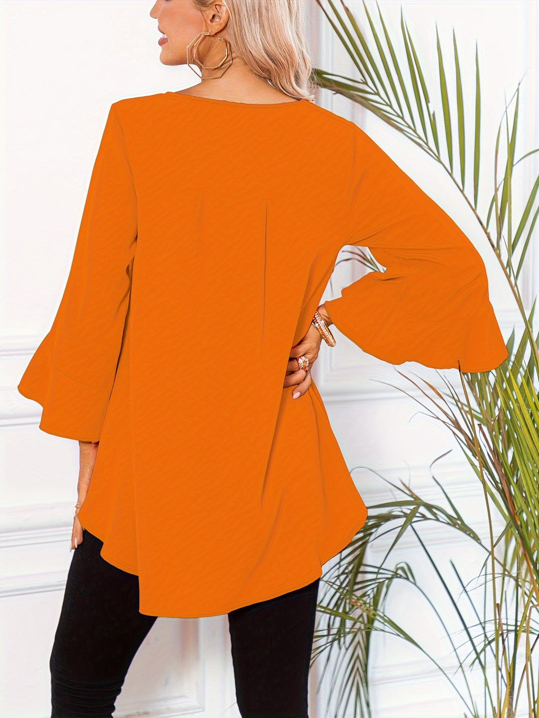 Vibeke | Dame Løs Bluse Med Peplum Kant Og Flæseærmer
