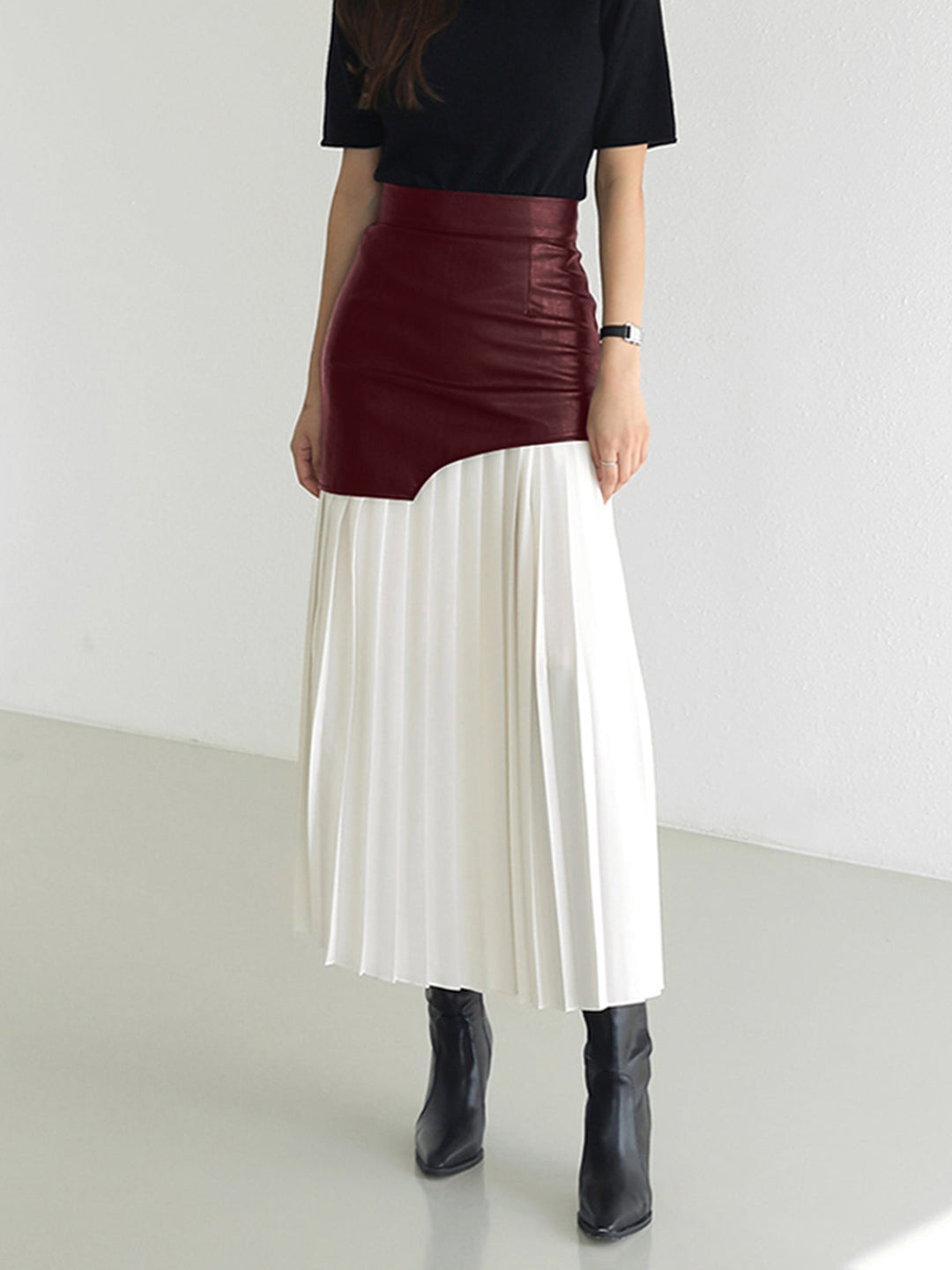 Astrid | Dame Midi Lang Nederdel Til Forår Med Asymmetrisk Design