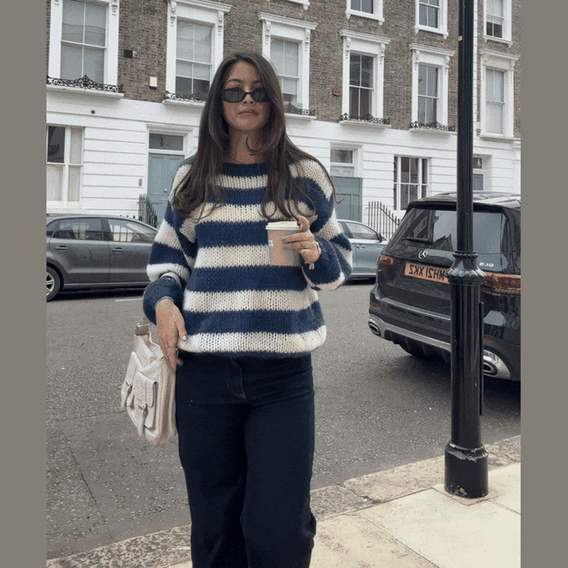 Bodil | Dame Striktrøje Med Striber Oversized Pasform Og Rund Hals