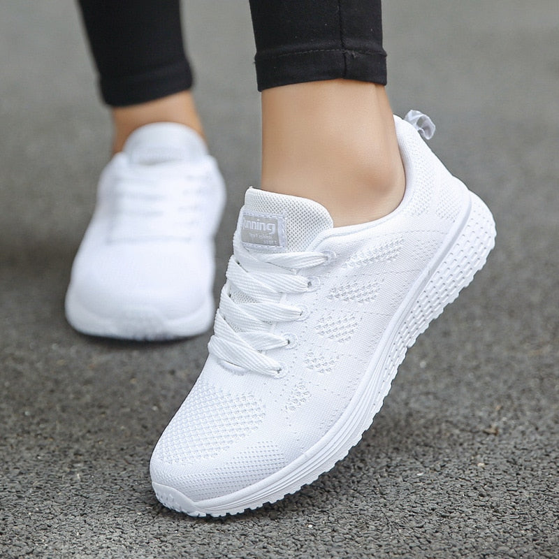 Merete | Dame Sneakers Med Snørelukning Og Strikket Overdel