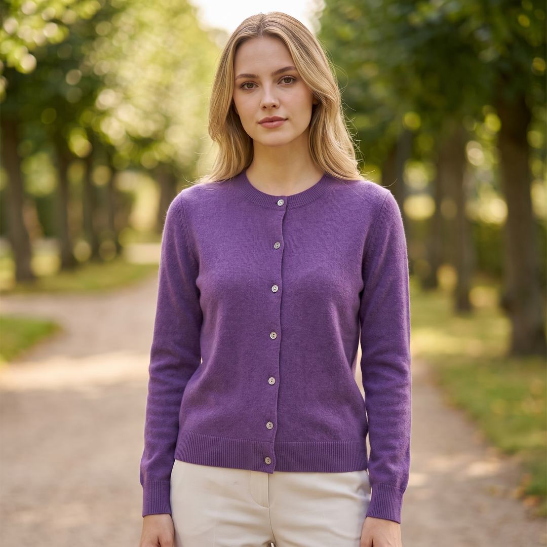 Ella | Dame Strikket Cardigan Med Rund Hals Og Knaplukning