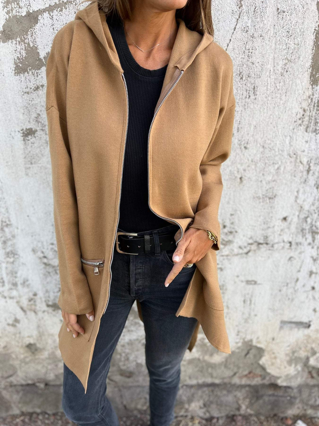 Lene | Dame Lang Strikket Cardigan Med Lynlås Og Lommer