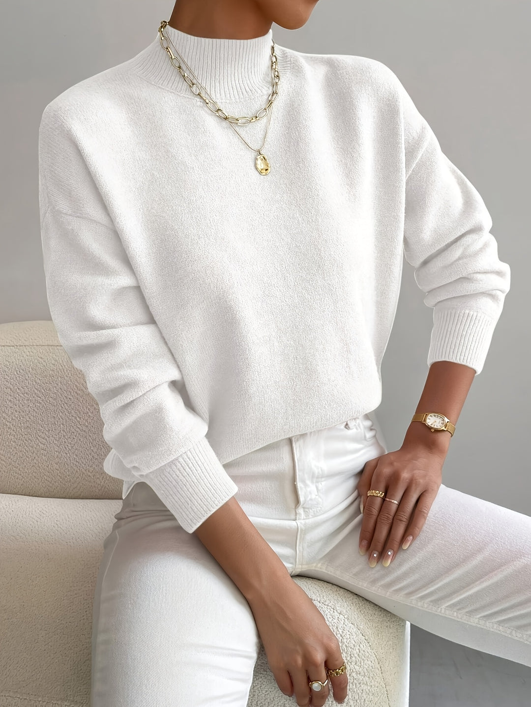 Berit | Dame Strikbluse Med Funnel Neck Og Ribkanter
