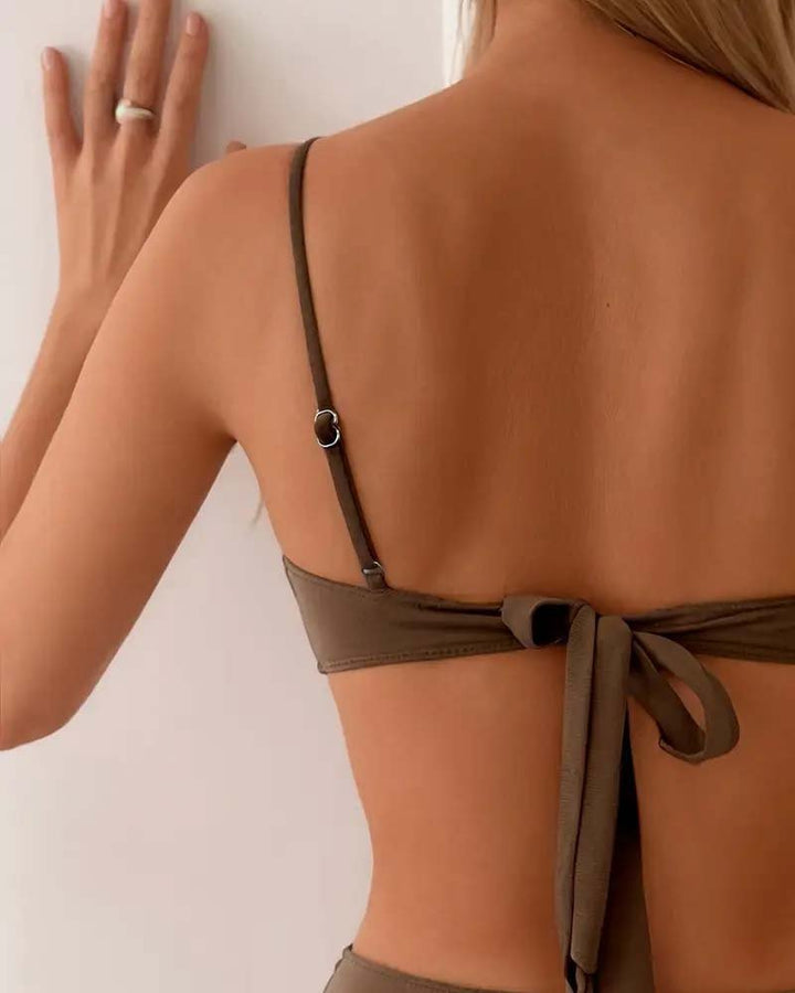 Ida | Dame Bikini Badetøj Med Høj Talje Og Gulddetaljer