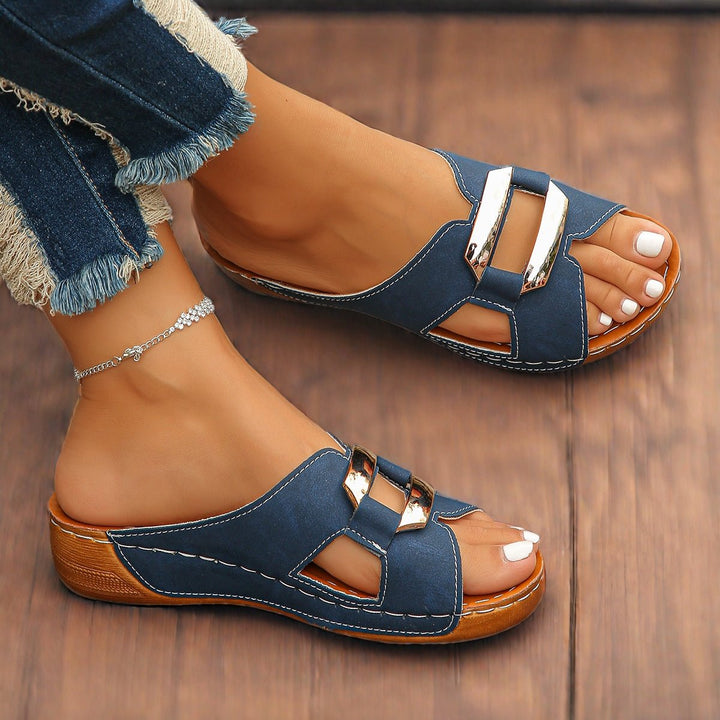 Birthe | Dame Ortopædiske Sandaler Med Slip-On Og Metalliske Detaljer