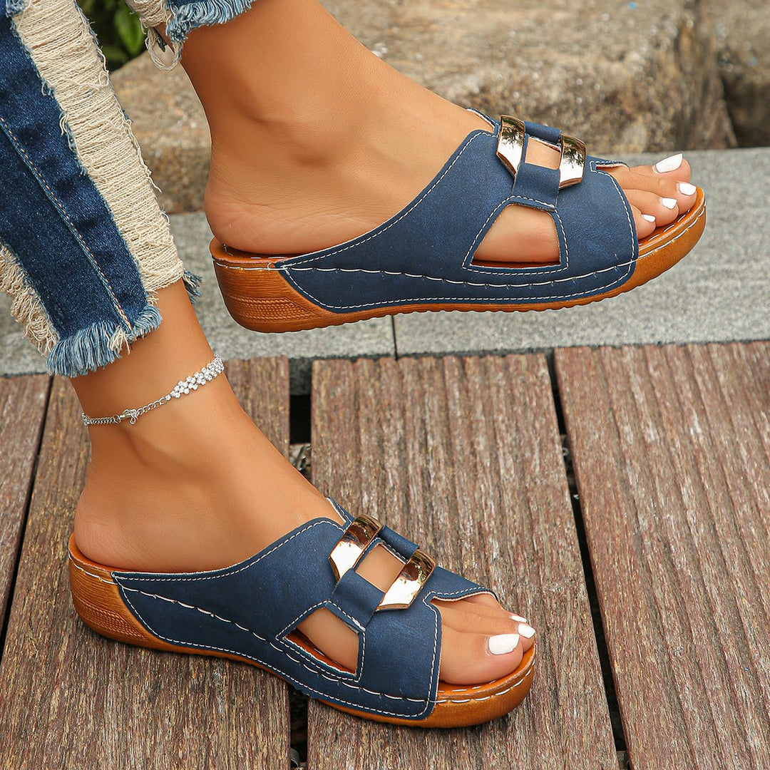 Birthe | Dame Ortopædiske Sandaler Med Slip-On Og Metalliske Detaljer