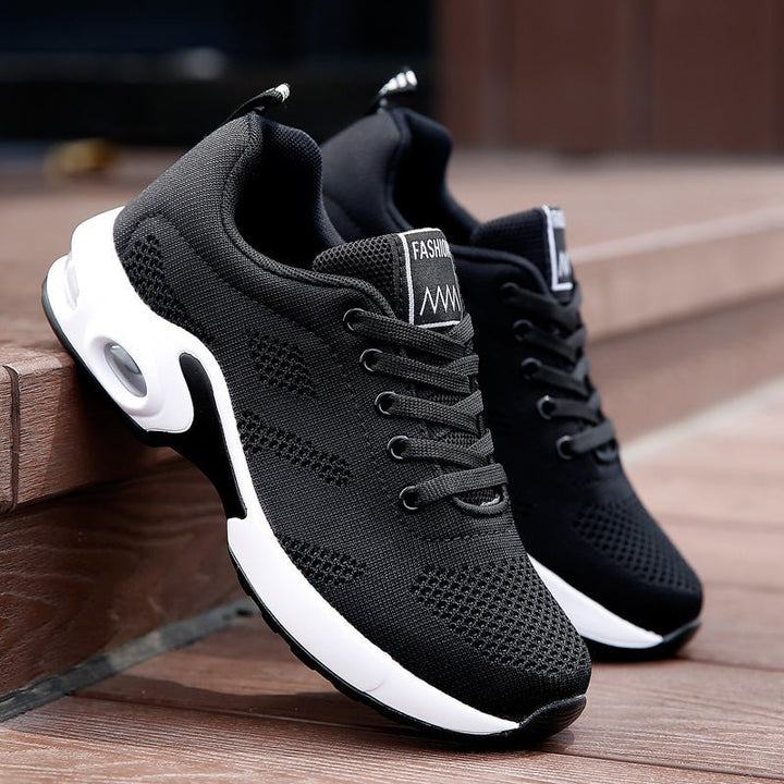 Randi | Dame Sneakers Med Snørebånd Og Luftpude