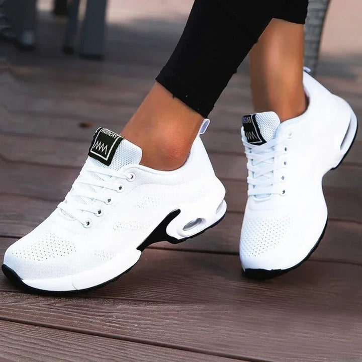 Randi | Dame Sneakers Med Snørebånd Og Luftpude