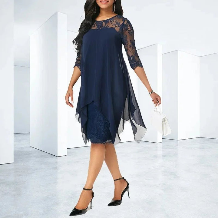 Birthe | Dame Plus Size Midi Kjole Med Blondedetaljer Og Chiffon Overlay