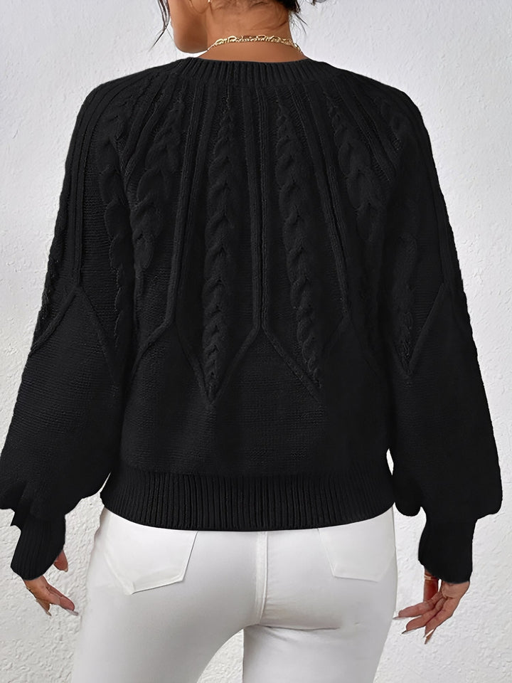 Kirsten | Dame Cable-Knit Sweater Med V-Hals Og Ballonærmer