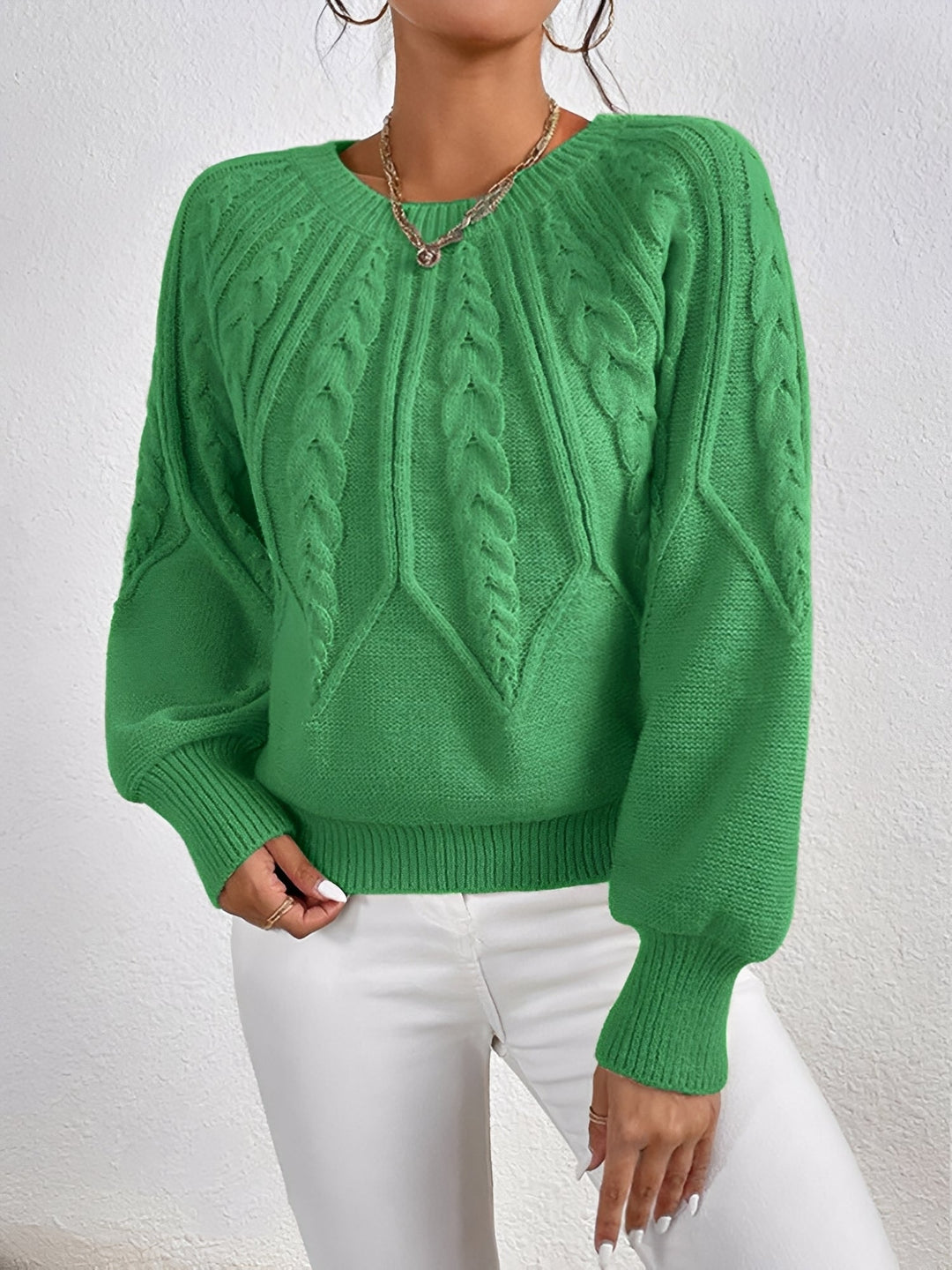 Kirsten | Dame Cable-Knit Sweater Med V-Hals Og Ballonærmer