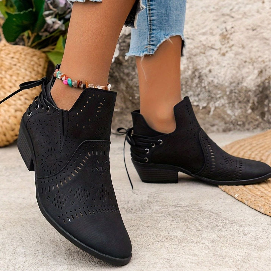 Women's Cutout Lace-Up Block Heel Ankle Boots - Black