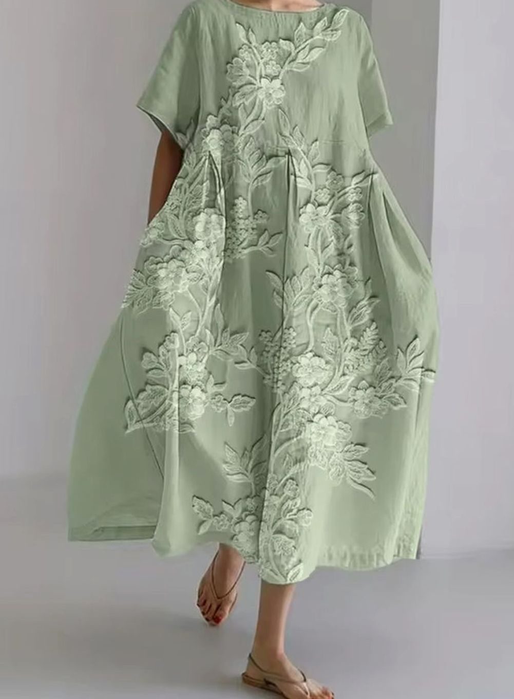 Women's Loose Floral Applique Round Neck Midi Dress - Floral Green