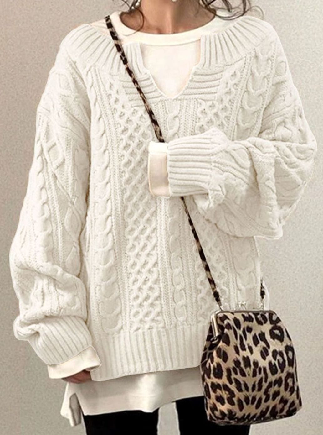 Women's Oversized Cable Knit Sweater V-Neck Long Sleeve Jumper - White